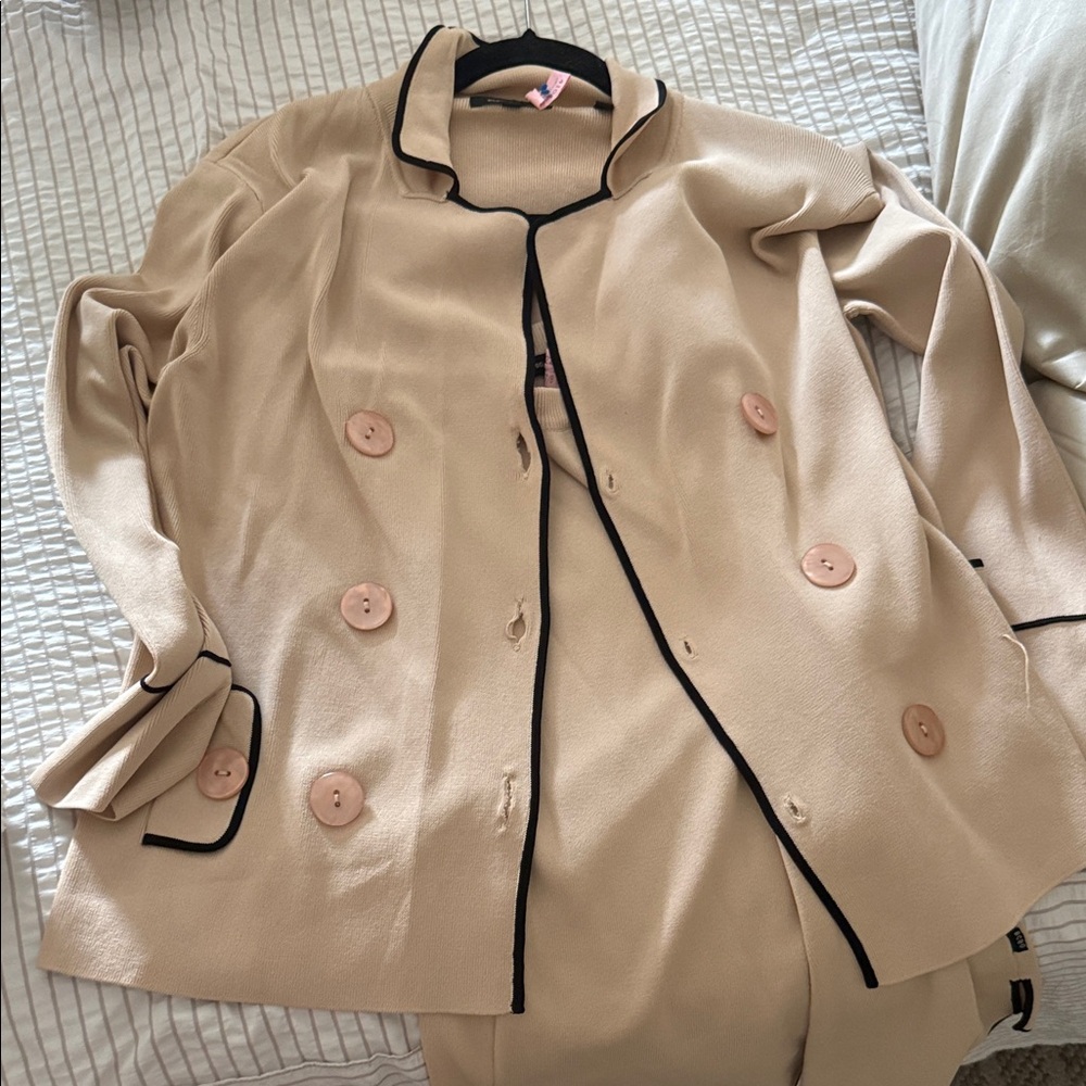 BCBGMaxAzria Beige Blazer and matching skirt